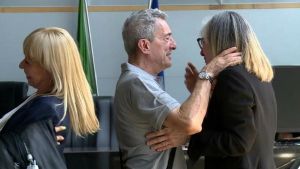 Uccise la madre malata col foulard. Assolta per “stress post-traumatico”. “Spero che mia madre possa perdonarmi”