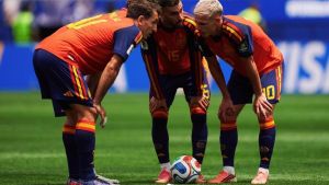 De la Fuente utilizará el balón como cortafuegos ante la Francia de los cuatro mosqueteros