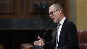 El Congreso tumba la senda de estabilidad del Gobierno con los votos de PP, Vox y Junts