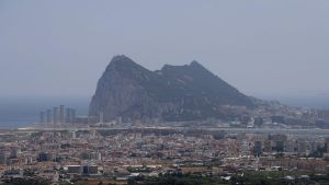 Entra en vigor el histórico acuerdo sobre Gibraltar ante las críticas por la 