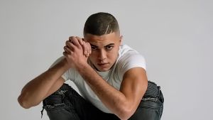 Pestaggio antisemita in strada: indagato Sacky, rapper di San Siro. Ai domiciliari un pugile dilettante