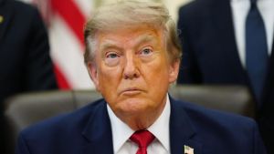 Trump droht Iran mit Angriffen auf Kraftwerke und Brücken