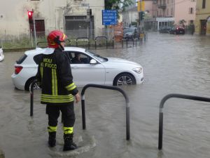 Renazzo, allagamenti continui a ogni pioggia intensa: decolla la petizione