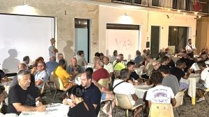 Maraffone, mercatino dei creativi e cena benefica ’Le Magique’