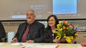 Raccolta firme al Campo di Marte. Cgil: 