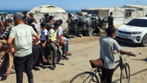 Con le armi in mano, Hamas uccide, affama e governa la Striscia
