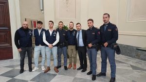 Pugni e morsi, lite violenta fra cuochi e camerieri: 20enne finisce in coma in ospedale