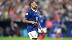 Las superestrellas de Francia se frustran ante España: 