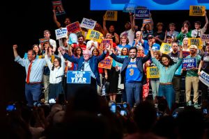 Laura Washington: The socialists and moderates in the Democratic Party must work together to regain Congress