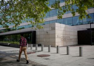 Buffett: kinderen klaar om fortuin te verdelen; Gates–Epstein-band 'stuitend'
