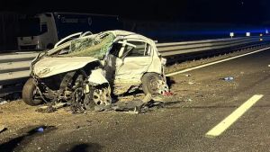 Tragedia in A4 a Brescia, un 27enne di Mira muore investito: stava attendendo i soccorsi