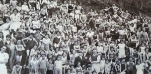 A quoi ressemblaient les premiers congés payés, en 1936, pour les ouvriers bretons ?