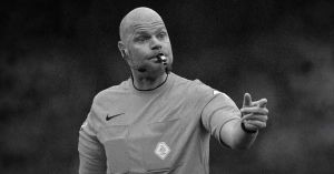 Morre árbitro barrado da Copa após acusação de assédio sexual