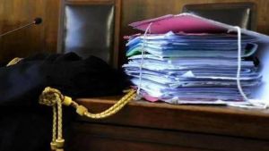 «Se non mi dai i soldi ti picchio». Prende 5mila euro a un imprenditore di Linarolo, ma va a processo