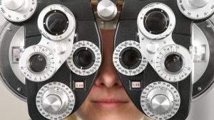 Big chain optometrists are straining customer relations