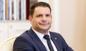 Predsednik vseh resnic