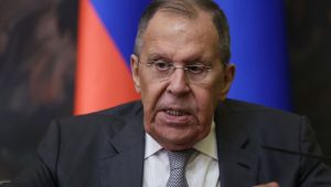 L’allarme lituano su possibili attacchi russi. Cartoline per il campo Lavrov