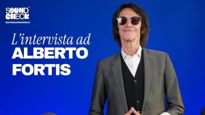 Dall'angolo delle fragole di casa al microfono dei Beatles: il destino di Alberto Fortis