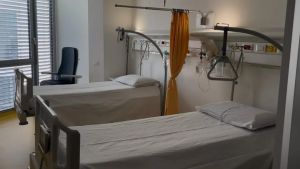 Manca il piatto doccia: bagni e stanze allagate all’ospedale di Pordenone