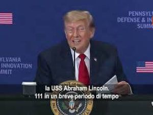 Trump: Lanciati 111 missili contro la portaerei Lincoln tutti abbattuti facilmente in mare
