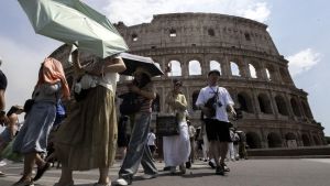“Per il caldo servono alberi anche in centro. La Sovrintendenza ci ascolti”. Parla Zanchini