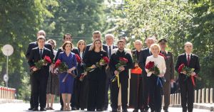 FOTO Plenković nosio ruže ukrajinskim herojima, a onda Zelenski dao dosad neviđeni orden