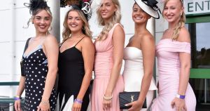 Women step out in style at Ladies' Evening at racecourse