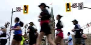 Mindfulness may help marathon runners cope with ‘hitting the wall’ — 3 strategies for endurance