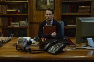 « Widow’s Bay » sur Apple TV : en Nouvelle-Angleterre, une île plongée dans un cauchemar fantastique entre Stephen King et « Twin Peaks »