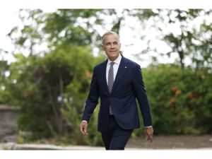 LILLEY: Why is Mark Carney hiring Americans for the PMO?