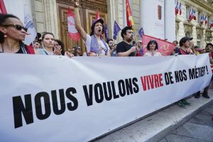 Mathilde Monnier, chorégraphe : « Il y a une volonté de réduire l’ambition culturelle française »