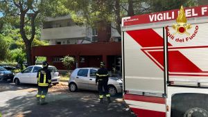 Olio bollente prende fuoco. Nonna si ustiona per salvare il nipote dalle fiamme