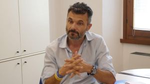 Dispersione scolastica a Prato, Biffoni risponde a Valditara: “Solo ora arriva il governo, ci sono anni di richieste”