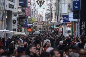 Όψεις (και απώσεις) του ελληνικού θέρους