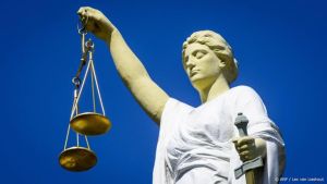 Hoofdverdachte van oplichten beleggers blijft vastzitten