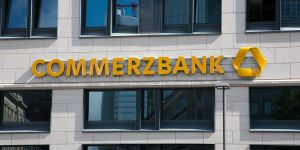 Media: Berlijn werkt aan voorwaarden voor gesprek met UniCredit over overname Commerzbank