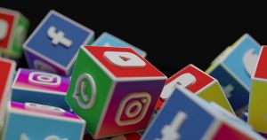 La guadaña sobre la IA, redes sociales y smartphones