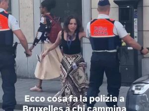 Benedetta Scuderi (AVS) strattonata dalle forze dell'ordine