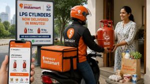 Flame And Food: Swiggy Set To Deliver LPG Cylinders Along With Other Things