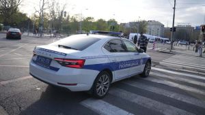 Zapalio se autobus na mostu kod Beške