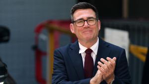 Andy Burnham alla guida dei Labour. Chi è il successore di Starmer: il “Re del Nord” che vuole esportare il modello Manchester