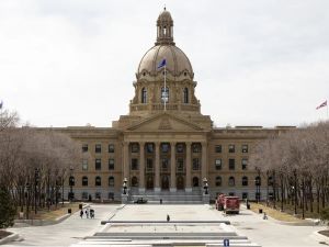 Alberta Voices: The status quo in Canada can't continue As someone who signed both petitions, I believe there is one thing that both sides actually agree on — that regardless of the path Alberta takes moving forward, the status quo cannot be part of that future.