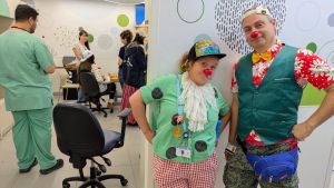Medical clowns offer serious relief for Israeli kids recovering from trauma