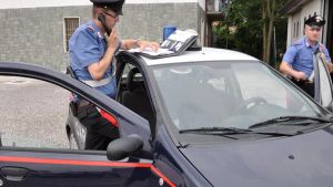 “Ti amo, ma aiutami a risolvere i miei guai”: 70enne cremonese cade nella truffa amorosa. Tre denunciati