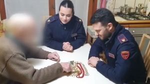 L'ultimo Whatsapp al complice prima di essere arrestato: preso in stazione il finto carabiniere dei furti in Friuli