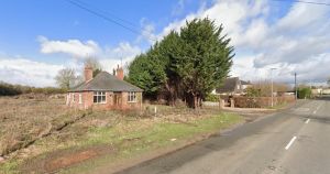 Bungalow on edge of town can be demolished and replaced with new homes