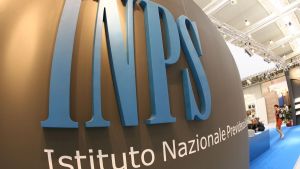 Assistenza agli anziani o pensioni precoci? La riforma che manca