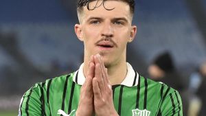 La cessione porta 20milioni di euro. Muharemovic ringrazia e passa al Leeds