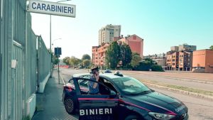 Bologna, ladra raggira un 89enne. Ma un maresciallo la segue e poi l’arresta