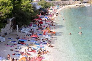 Ljetovanje iz snova može da se pretvori u pakao: Evo šta ne smijete da radite na plažama u Evropi i Hrvatskoj